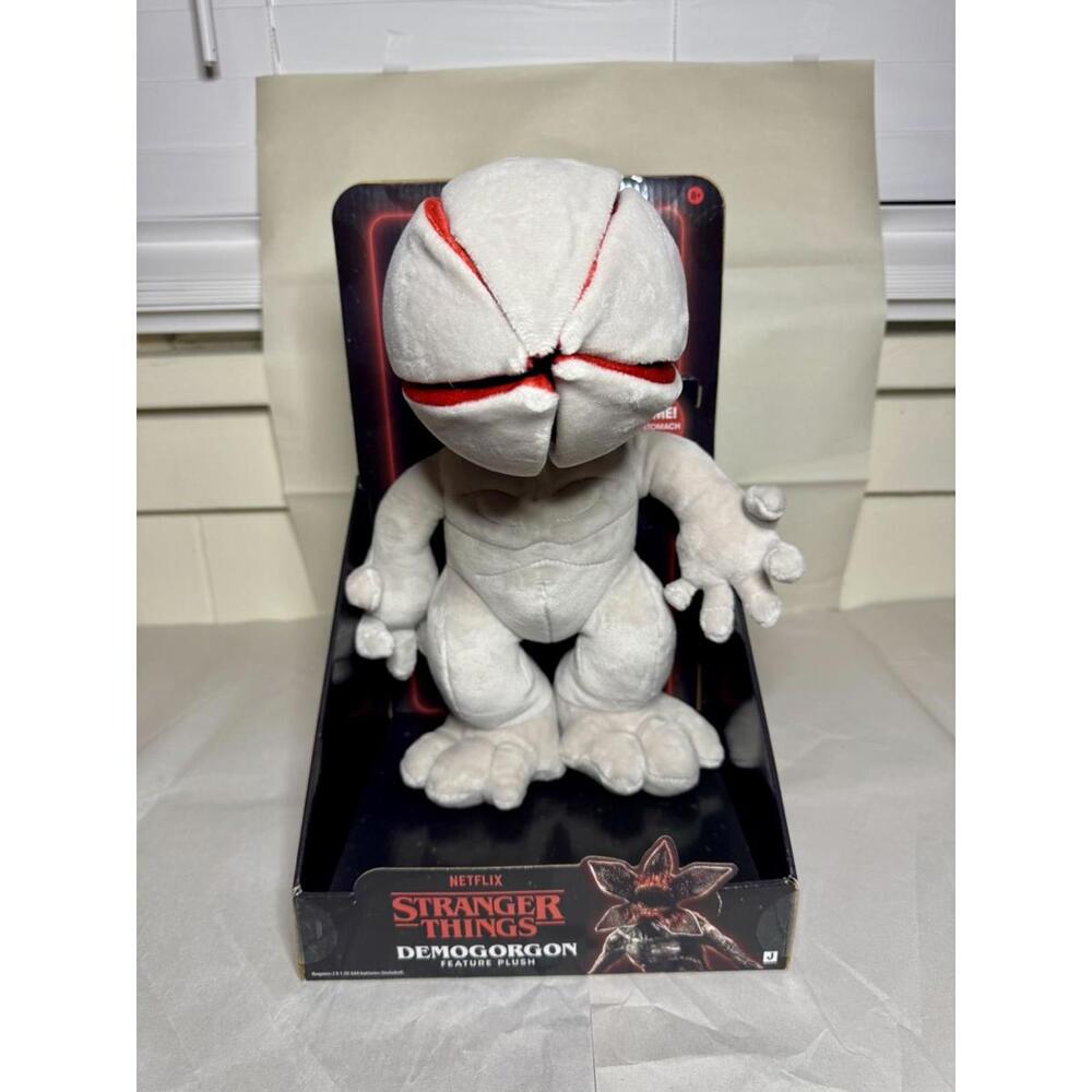 Stranger Things Demogorgon Feature 12" Plush Opening Mouth & Sounds 2025 New
